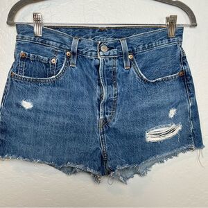 Levi’s 501 Cutoff Blue Jean Shorts Distressed Denim Raw Hem Button fly Size 28